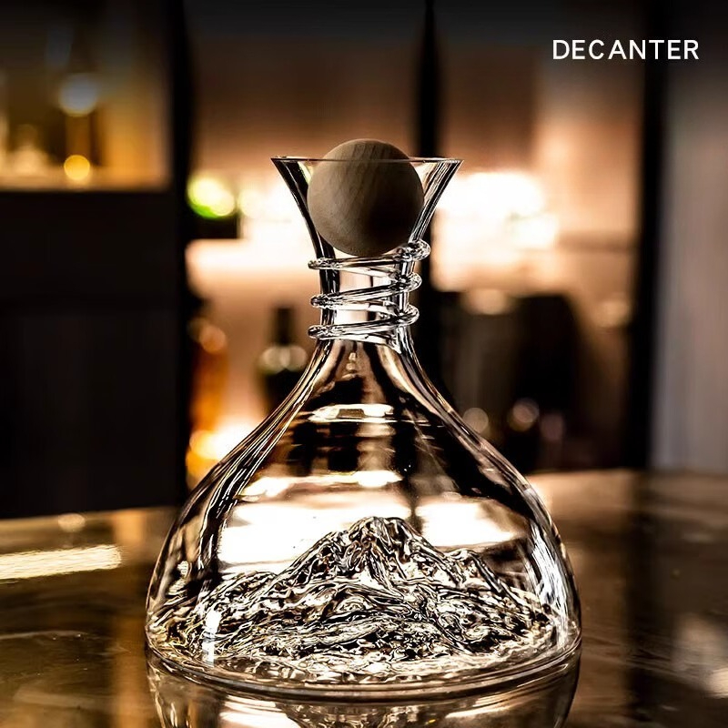 Decanter Aerator Set - مجموعة كؤوس نبيذ على شكل جبل