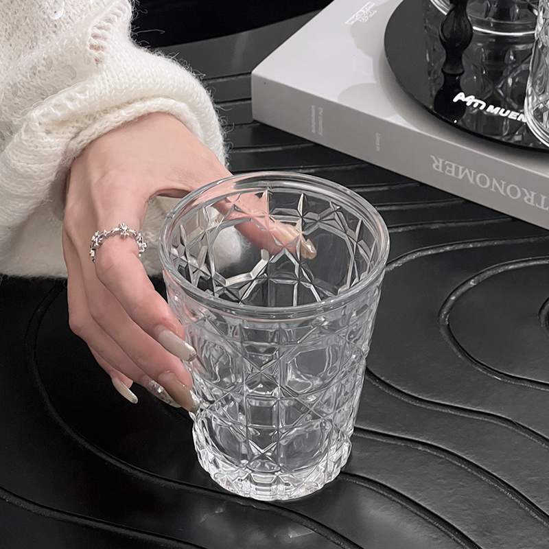 خمر الماس منقوشة ، زجاج النبيذ - مراجعة Wine Beer And Liquor وسعره