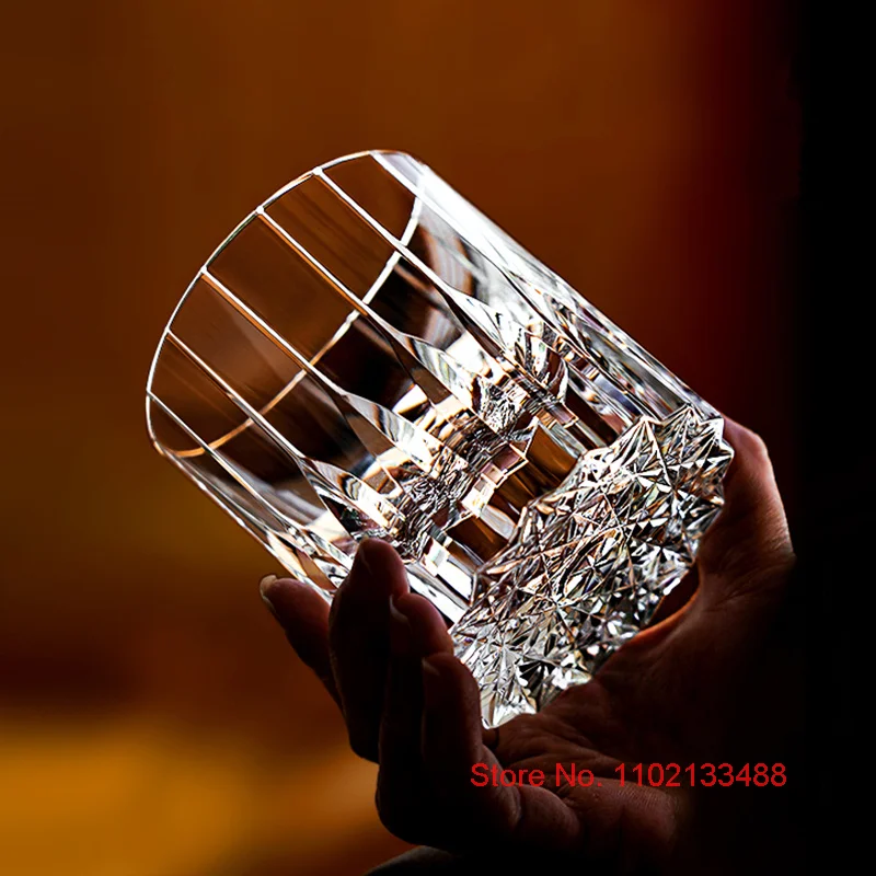 كأس ويسكي فاخر بتصميم كاليدوسك - مراجعة Wine Xo وسعره