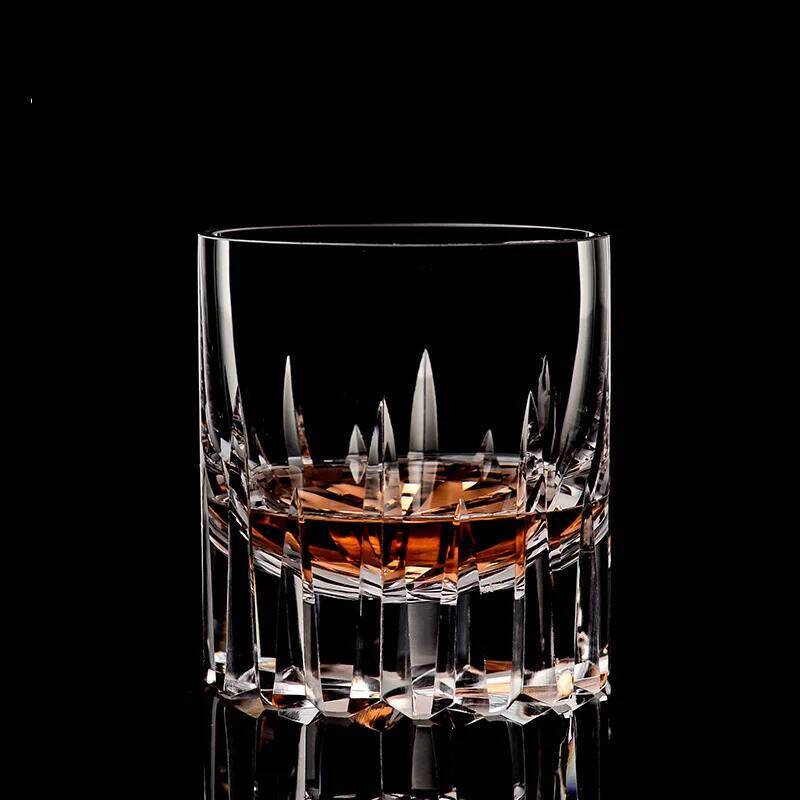 كوب بيرة زجاجي كريستالي بتصميم - مراجعة Wine Xo وسعره