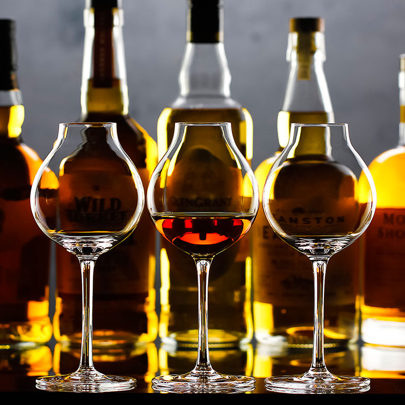 خلاط الويسكي الاحترافي كوبيتا  - مراجعة Wine Xo وسعره