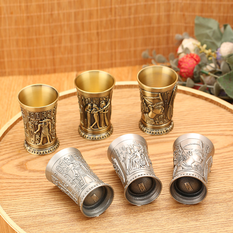 زجاج مصري عتيق من البرونز المع - مراجعة Wine Beer And Liquor وسعره